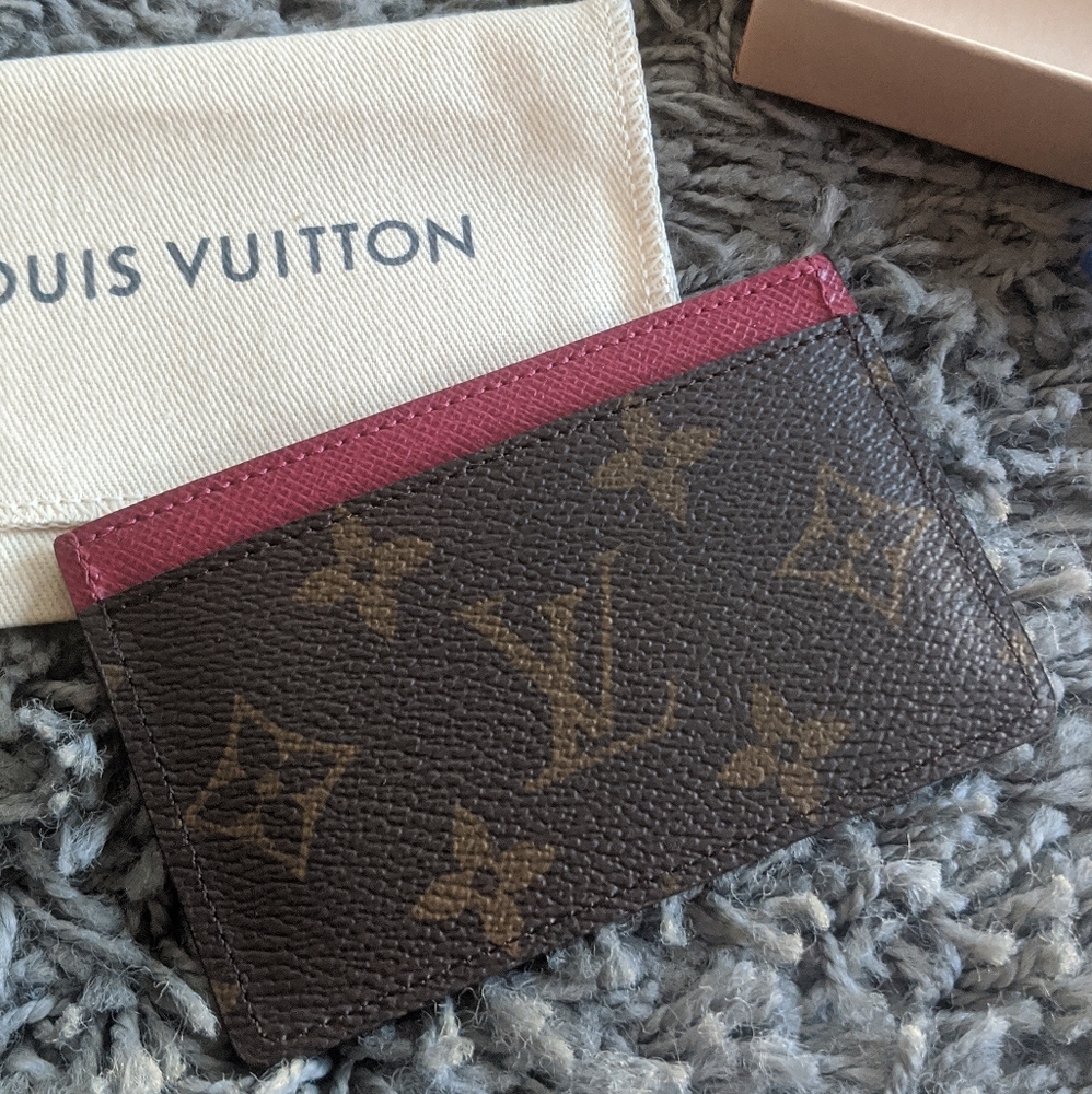 ❌️ SOLD ❌️ Authentic Brand New LV card holder - Picture 1 of 4